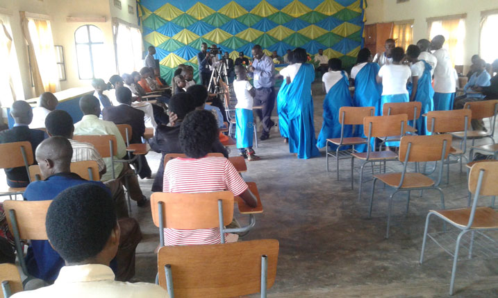 Ku Munsi Mpuzamahanga wo Kurwanya Ubuhumyi abaturage basabwe kujya bivuza amaso hakiri kare.