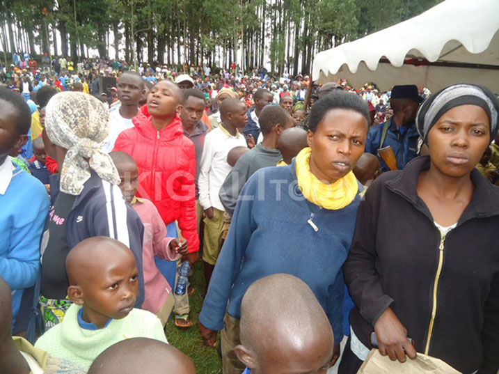 Abaturage ngo batangajwe no kumva Baribwirumuhungu ahakana ibyo yiyemereraga.