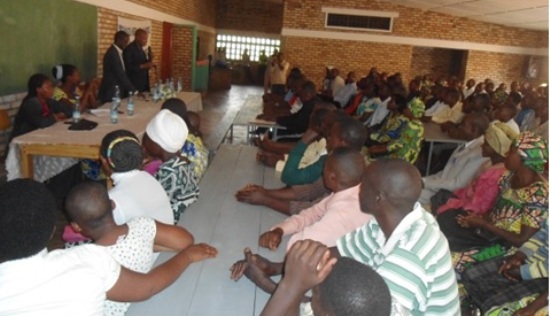 Bamwe mu bacuruzi nabo bishimira gusinyana imihigo na Leta no gukorana nayo kuko hari byinshi bazungukiramo.