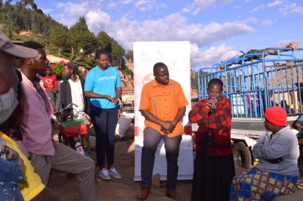 Abaturage bavuze ko ubu bukangurambaga hari icyo bubasigiye