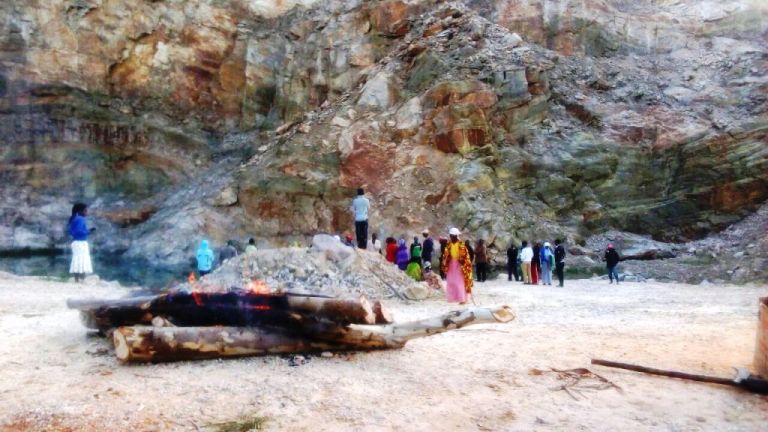 Abaturage baraye ikiriyo aharohamye umunyeshuri wakoraga ibizamini bya leta