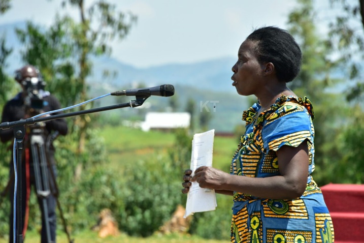 Abaturage barimo kumugezaho ibibazo.