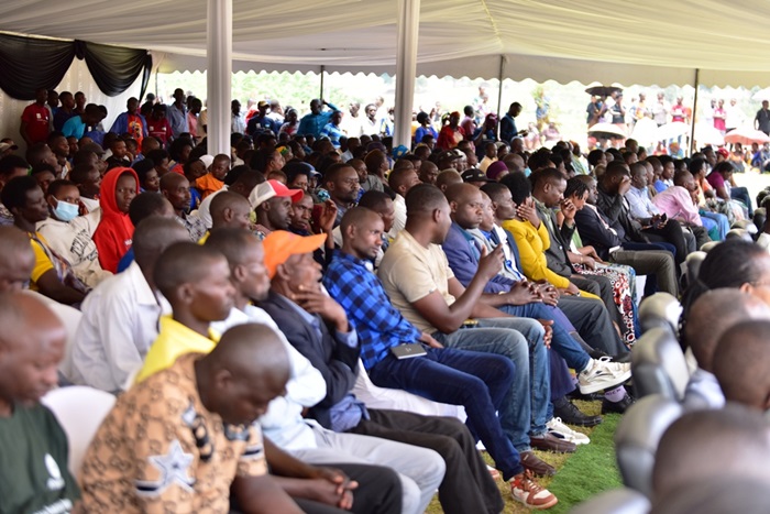 Abaturage benshi bitabiriye gutangiza ukwezi k'Ubumwe n'Ubudaheranwa bw'Abanyarwanda