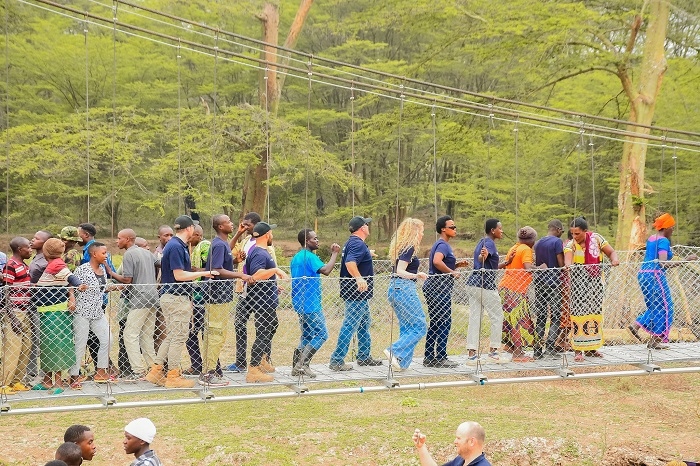 Abaturage bishimiye kubona iki kiraro kizabafasha mu migenderanire 