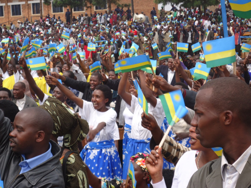 Abanyagicumbi bakiriye umukuru w'igihugu n'urugwiro rwinshi.