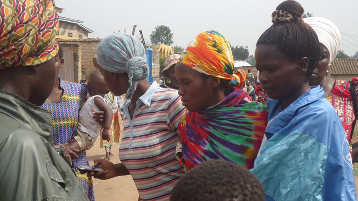 Abaturanyi bagerageza kumwihanganisha 