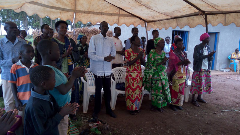 Abatuye Umudugudu wa Kanyinya bishimiye ubufasha bahawe n'abanyamadini