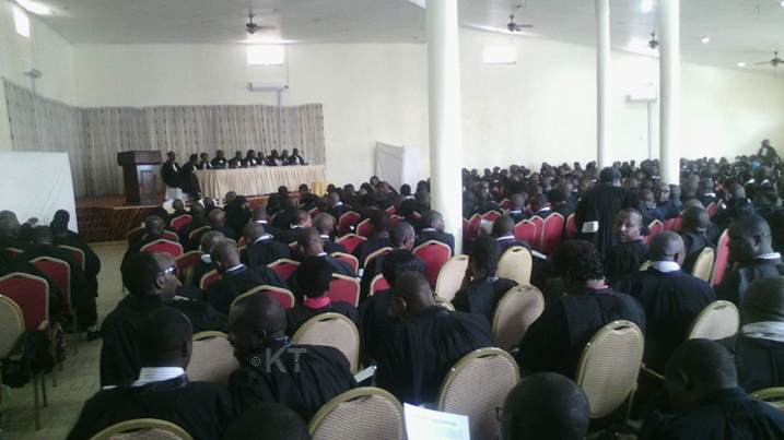 Abavoka bagera kuri 506 nibo batoye