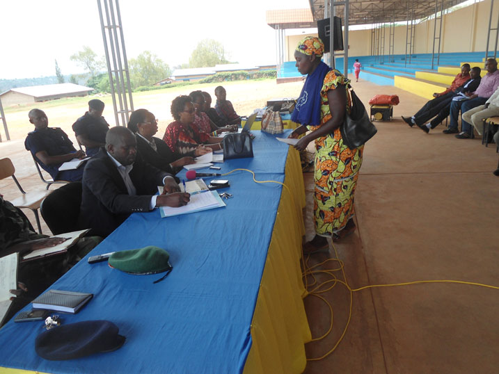 Abavugaga ko barenganijwe bazanaga impapuro zaho banyuze hose mu nzego zitandukanye.