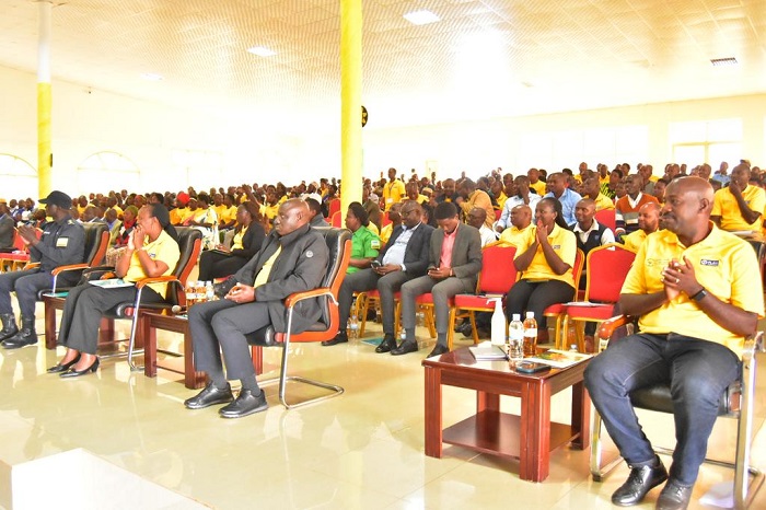 Abayobozi mu nzego zose basabwe ubufatanye mu kurwanya icyahungabanya umwana