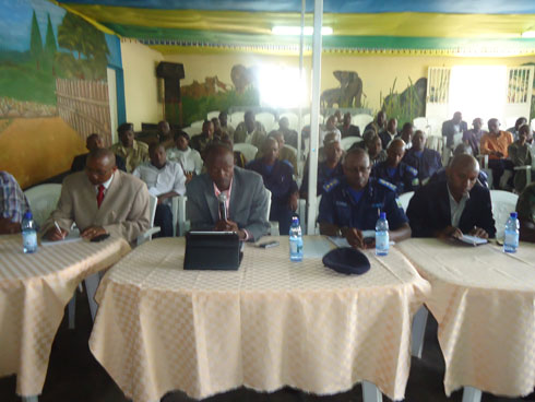 Abayobozi b'uturere n'izindi nzego bagaragaje ibibazo biri mu bucukuzi bw'amabuye y'agaciro.