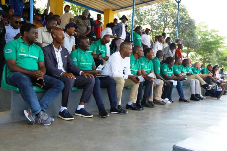 Abayobozi b'Uturere twose two mu Ntara y'Amajyepfo bitabiriye umukino wa nyuma