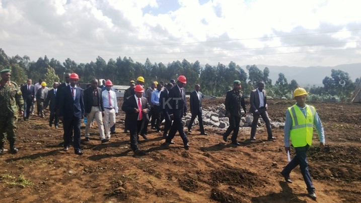 Abayobozi batandukanye batemberezwa aho iryo soko rizubakwa.