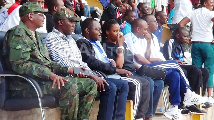 Abayobozi batandukanye mu ntara y'Amajyepfo bari kwije Kwihera ijisho "Kagame Cup"