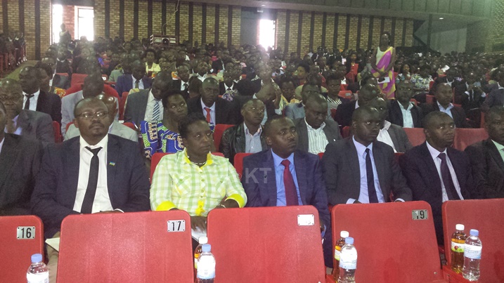 Abayobozi b'inzego z'ibanze mu Ntara y'Amajyepfo basabwe kugaragaza abariganyije bakanyereza inka zari zigenewe abatishoboye.