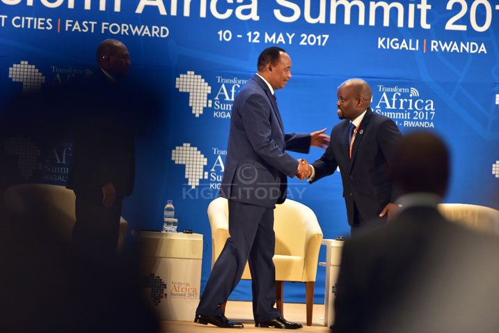 Abayobozi basezeranaho ianama irangiye