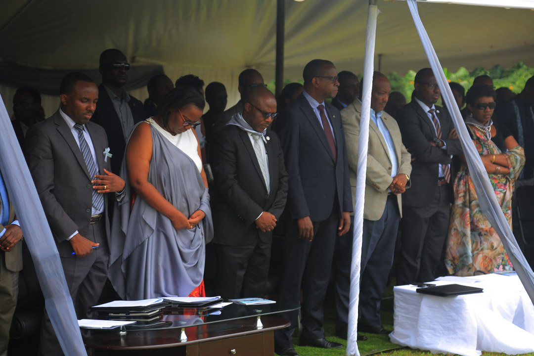 Abayobozi kandi bunamira Inzirakarengane zazize Jenoside zakoraga muri ISAR