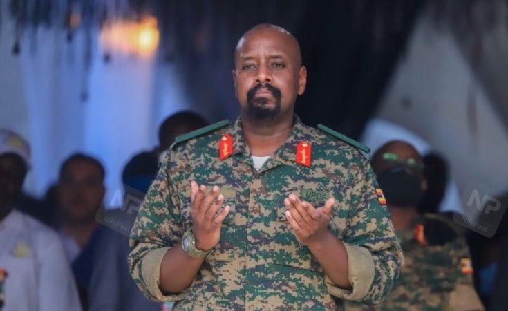 Abazi Lt Gen Muhoozi bavuga ko yakuze atinya Imana nk'Umukirisitu