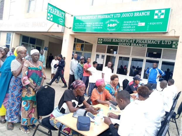 Abenshi mu bakecuru bitabiriye siporo bari biyambariye ingutiya