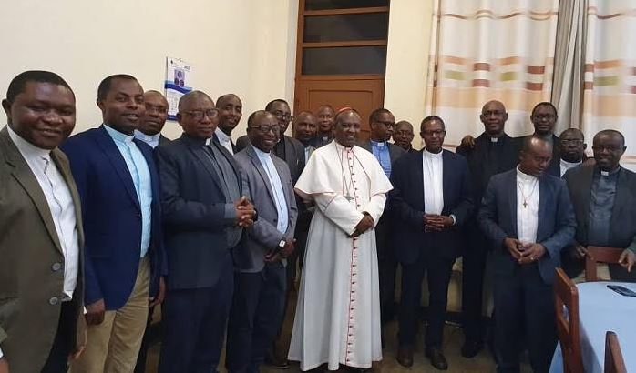 Jean Marie Vianney Twagirayezu aherutse guhura n'Abapadiri ba Diyosezi ya Kibungo agiye kubera umushumba