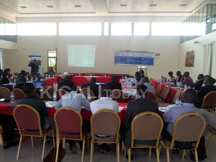 Abitabiriye iki gikorwa cyo kwagura amashami yigishwa mu Ishuri Rikuru rya KIM.