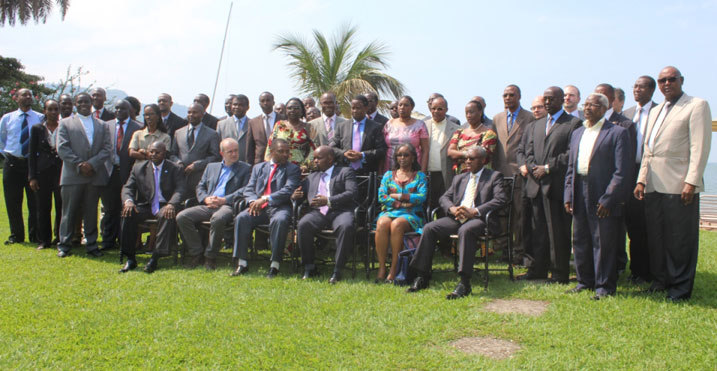 Abitabiriye inama yo kwiga ku iterambere rya CEPGL mu myaka 50.