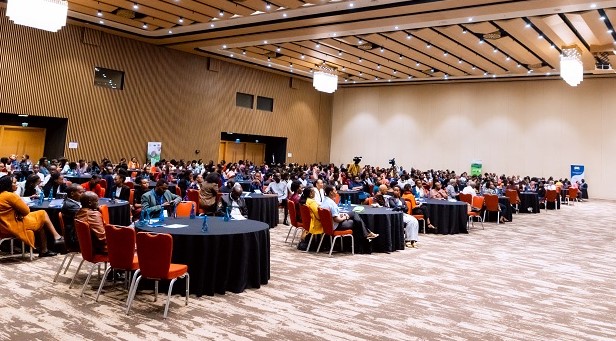 Ni ibiganiro byitabiriwe n'abatari bacye