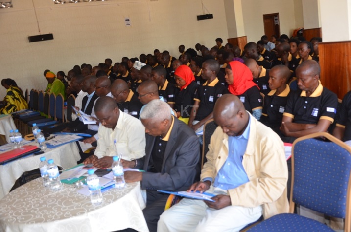 Abitabiriye ibiganiro bavuga ko umubano uri kugenda uba mwiza hagati yabo.