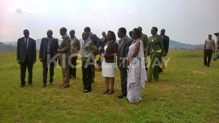 Abitabiriye iki gikorwa batambagijwe ahagiye hicirwa abantu n'ibyumba baruhukiyemo.