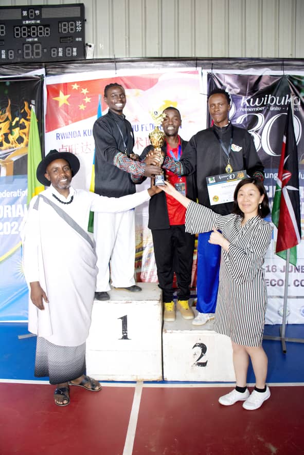 Abitwaye neza bahawe ibihembo