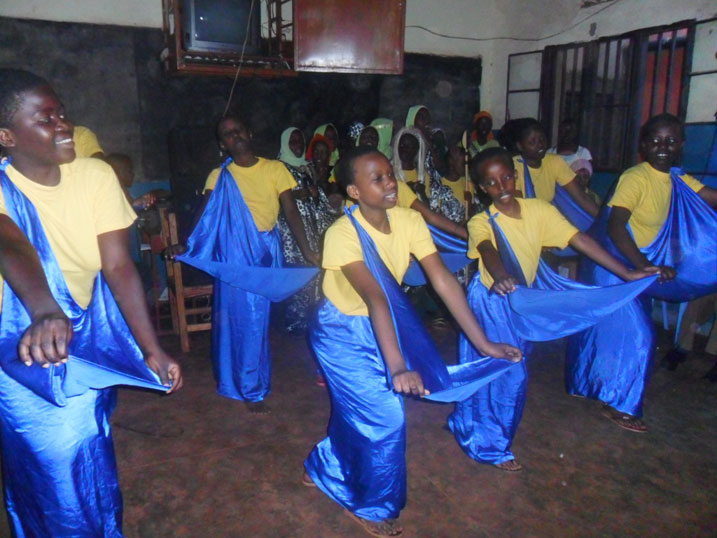 Abo bana babyina Ikinyarwanda harimo n'abaturutse mu bindi bihugu.