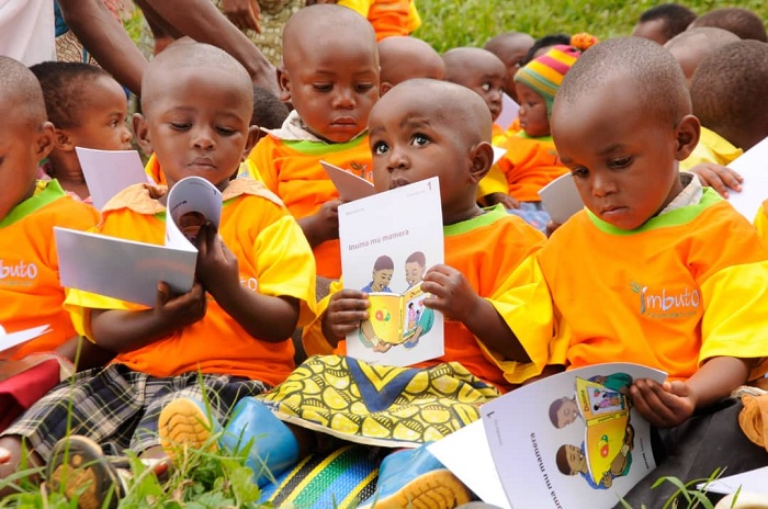 Abo bagore bibumbiye mu matsinda yo kwizigama hagamijwe kubona ibitunga abana