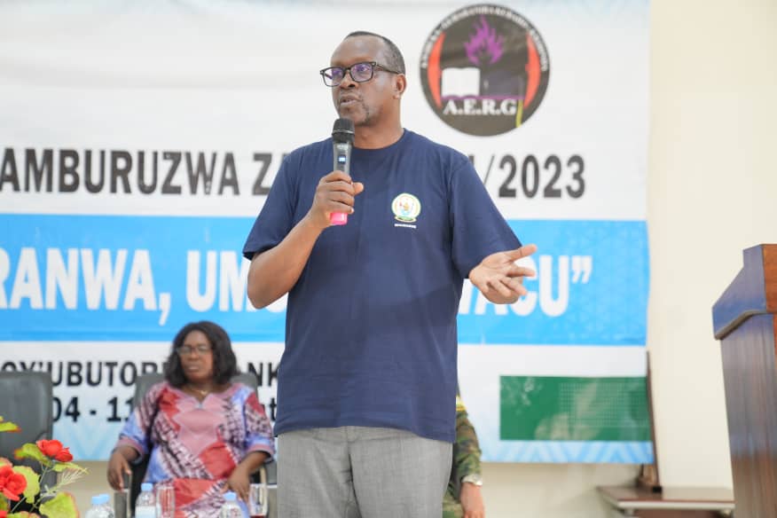 Minisitiri Bizimana yibukije Intagamburuzwa za AERG guhamya igihango bafitanye n