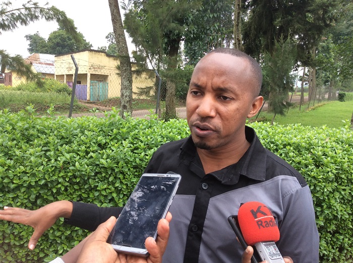 Agaba Gilbert, umukozi muri RDB, yijeje urubyiruko ko iyi gahunda izagabanya umubare w'abashomeri