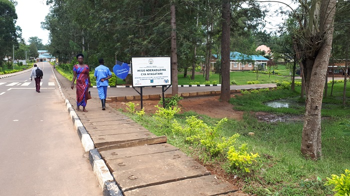 Mu Ntara, kujya kwa muganga ntibisaba kuba wambaye afapfukamunwa kuko twari tutarahagera