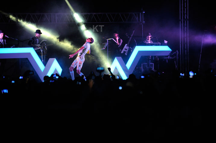 Aha Stromae yaririmbaga indirimbo Papaoutai.