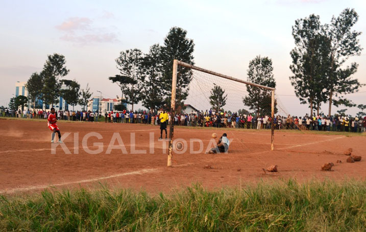 Aha umunyezamu wa Zaza yari avanyemo penaliti ya Rubona 