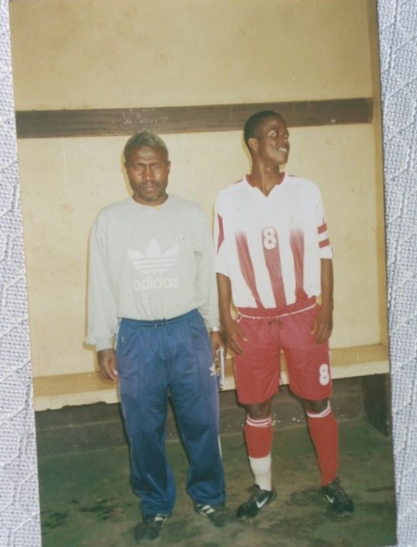 Aha ni muri 2008, Haruna ari mu mwaka wa nyuma muri Etincelles