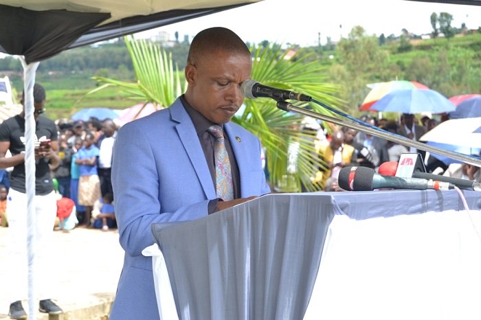 Umunyamabanga Nshingwabikorwa wa IBUKA, Ahishakiye Naphtal (Ifoto yo mu bubiko)