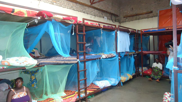 Aho abagore bafite abana barara muri gereza ya Muhanga.