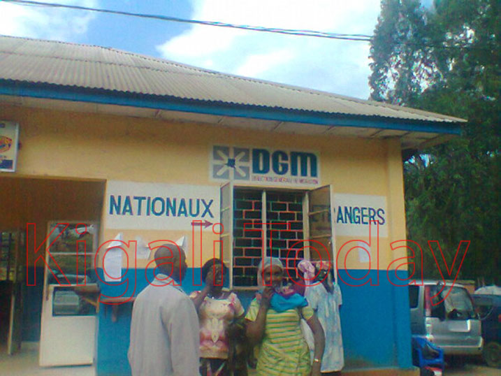 Aha ni ku nyubako abantu bahererwaho Serivisi ku rugande rwa RDC.