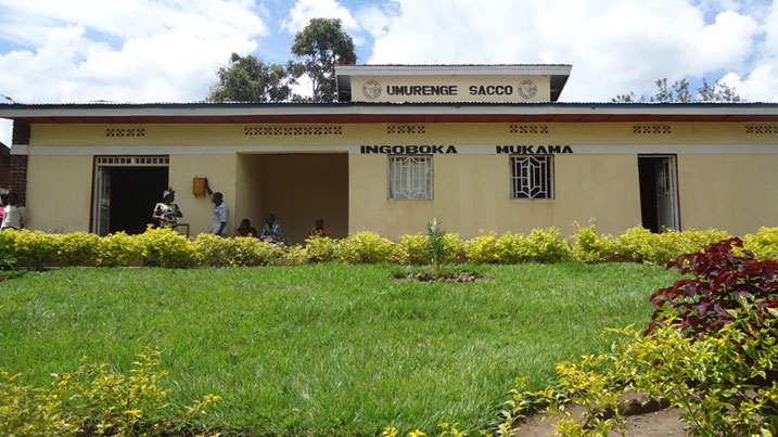 Sacco Ingoboka yafashije abaturage kwizigamira.