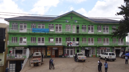 Aho Nkusi yakoraga akazi k