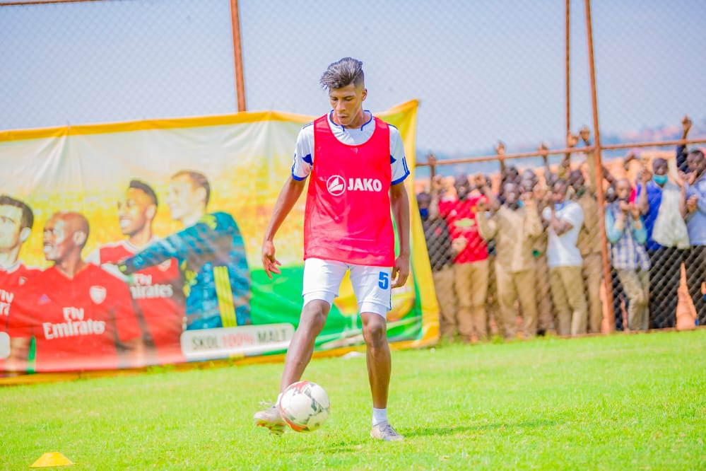 Ayoub Ait Lahssaine ukina mu kibuga hagati