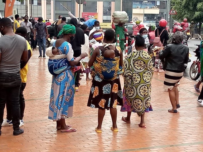 Abazunguzayi, ababagura n