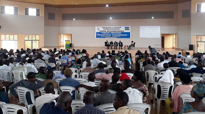 Akarere ka Bugesera kakoranye inama n'abafatanyabikorwa bako mu iterambere