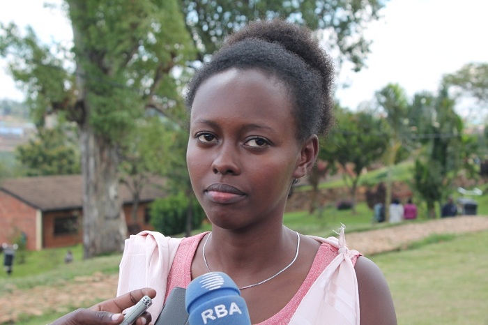 Aliane Nyiramutangwa avuga ko azagira uruhare mu gushyiraho ingomero ntoya zitanga amashanyarazi