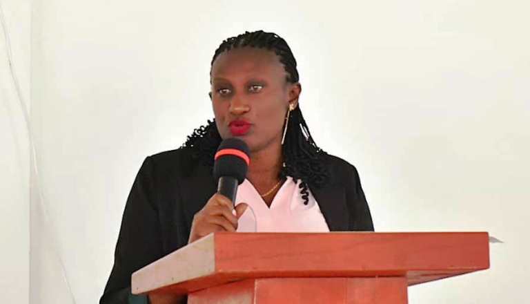 Guverineri w'Intara y'Amajyepfo, Alice Kayitesi, ni we watangije umwiherero