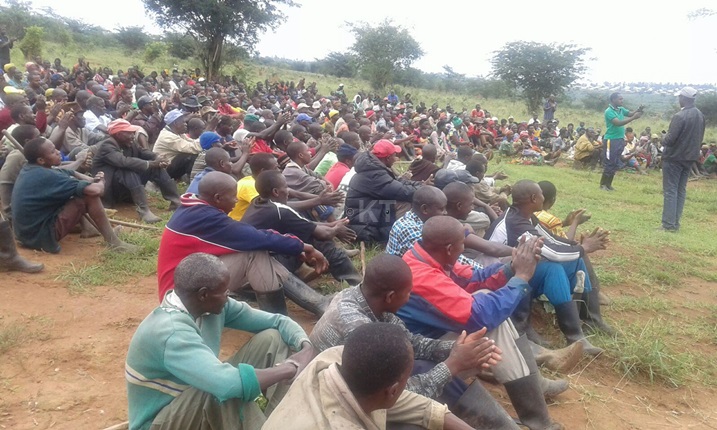 Nyuma y'umuganda habaye inama.