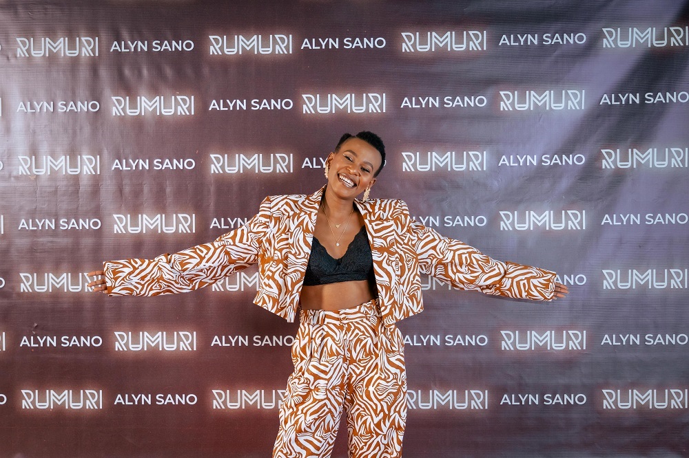 Alyn Sano ubwo yasogongezaga abakunzi be album 